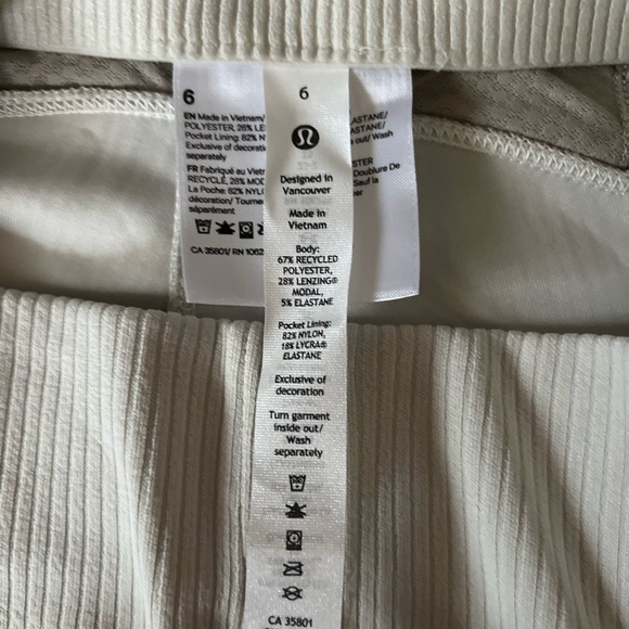 EUC Lululemon Ribbed Softstreme Zip-Leg High-Rise Cropped Pant 25" size 6 - Picture 12 of 13